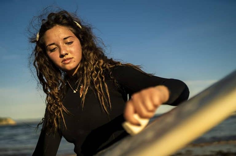 Learn How To Wax A Surfboard Perfectly First Time Ultimate 2023 Guide