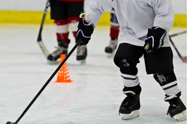 6 Best Hockey Rebounders Passing Trainers For Using At Home In 2023