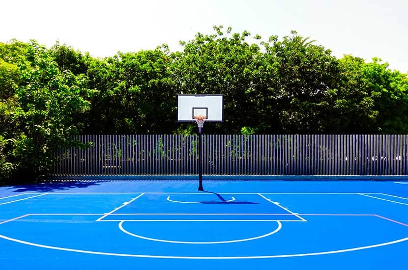 Setting Up The Court