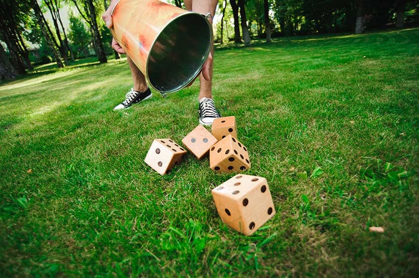 How To Play Yardzee
