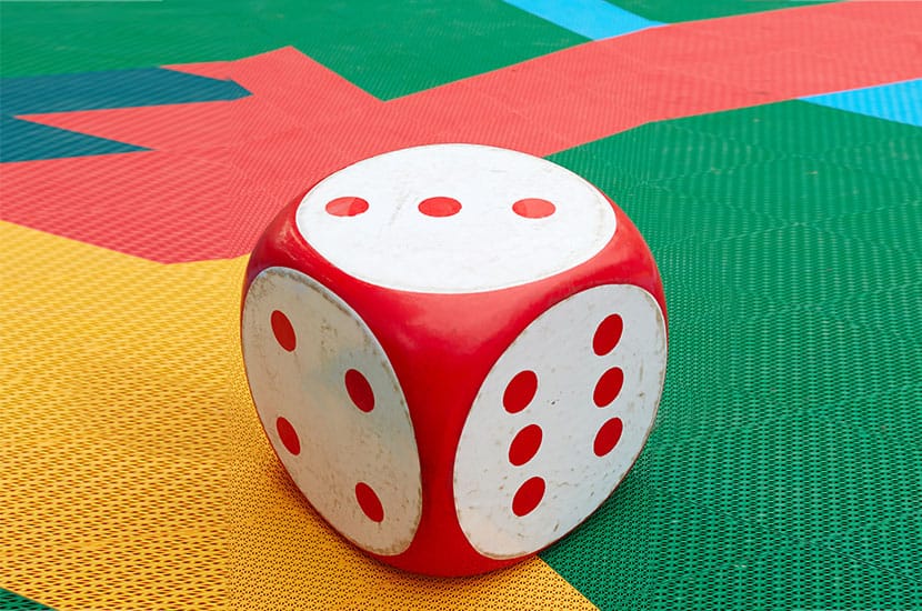 Snake Eyes Yard Dice Game
