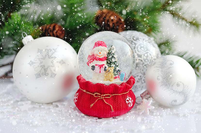 DIY Snow Globe