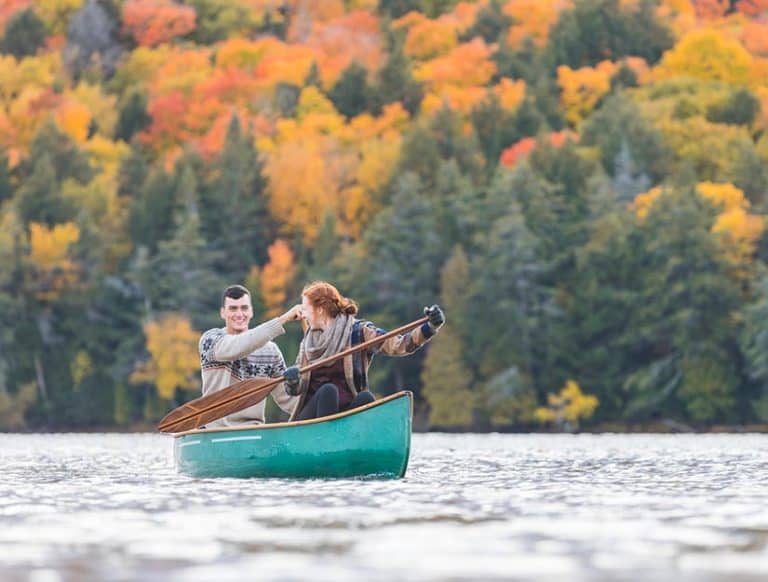 Learn How To Canoe Tips & Techniques To Row On Water 2023