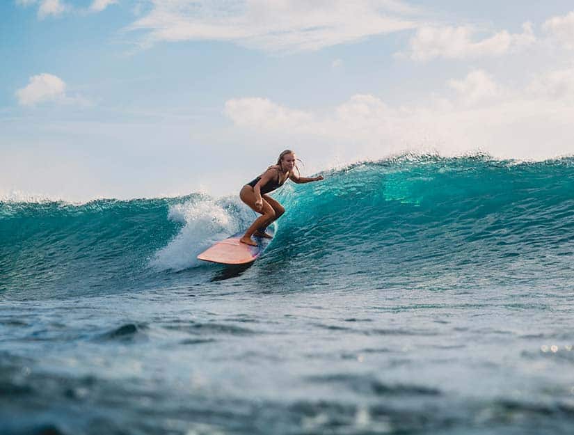 Surfing Longboard